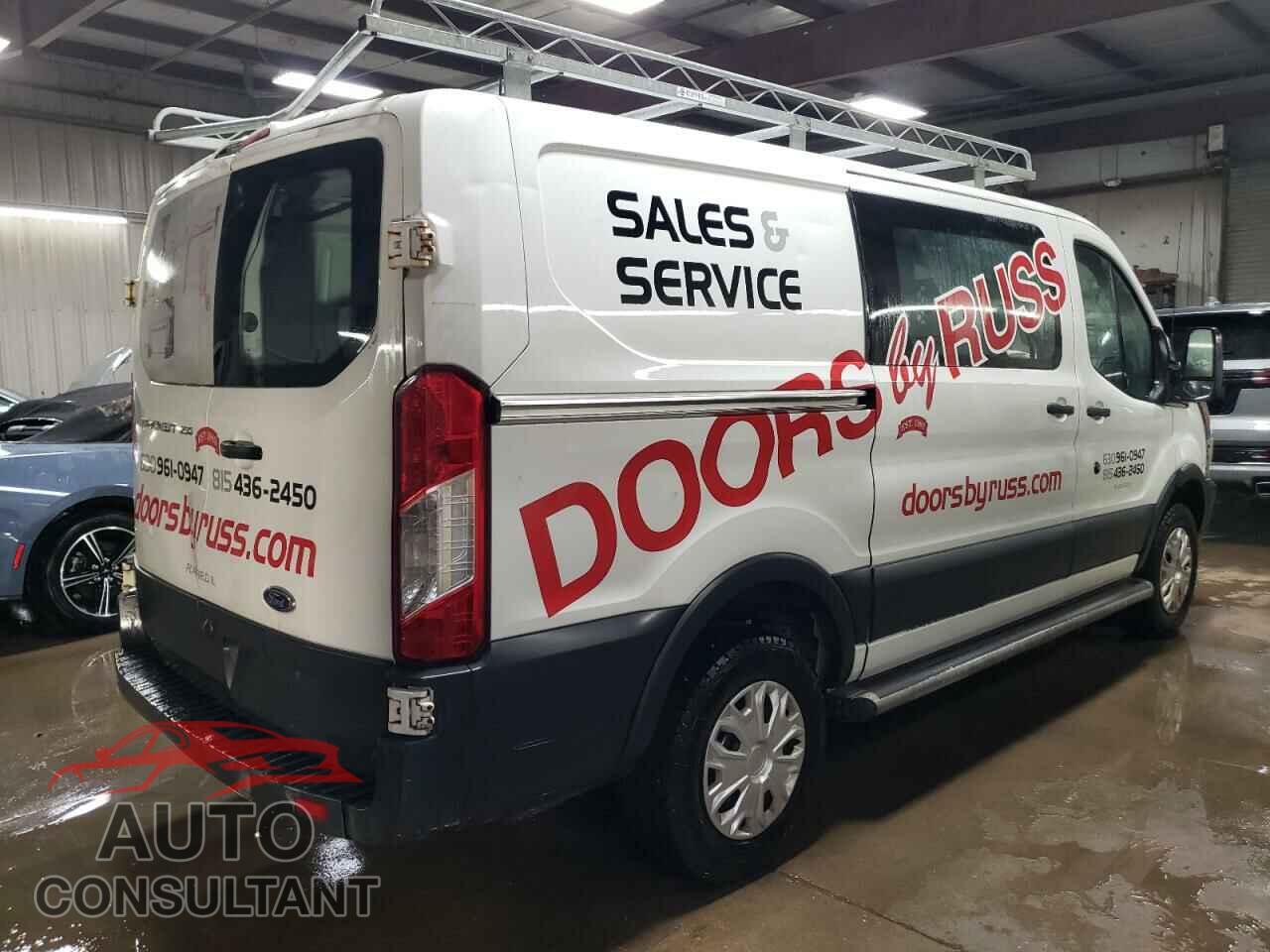 FORD TRANSIT 2018 - 1FTYR1YM5JKA58794
