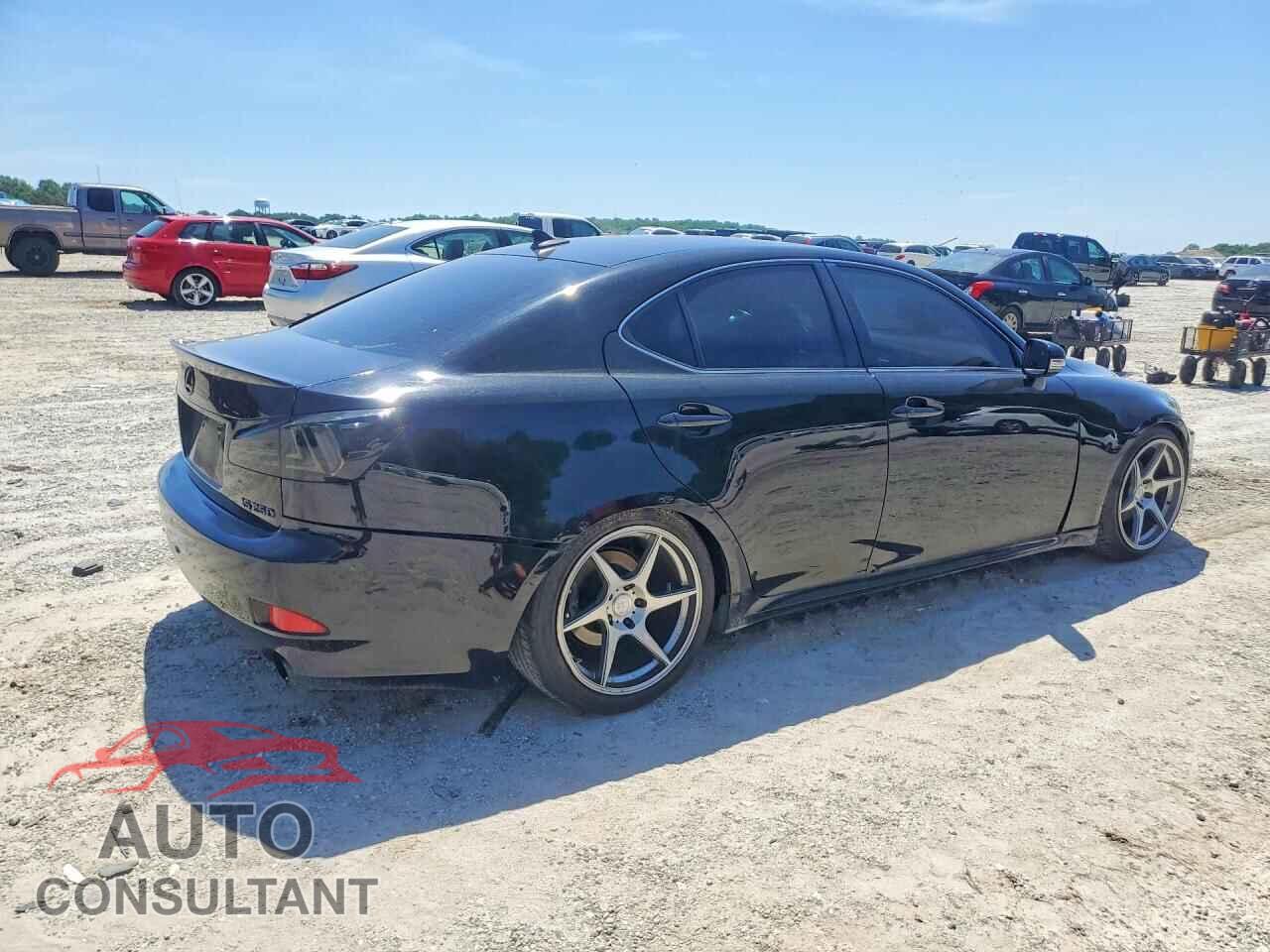 LEXUS IS 2011 - JTHBF5C29B5151666