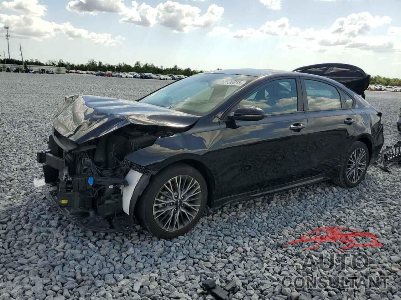 KIA FORTE 2023 - 3KPF54AD9PE565160