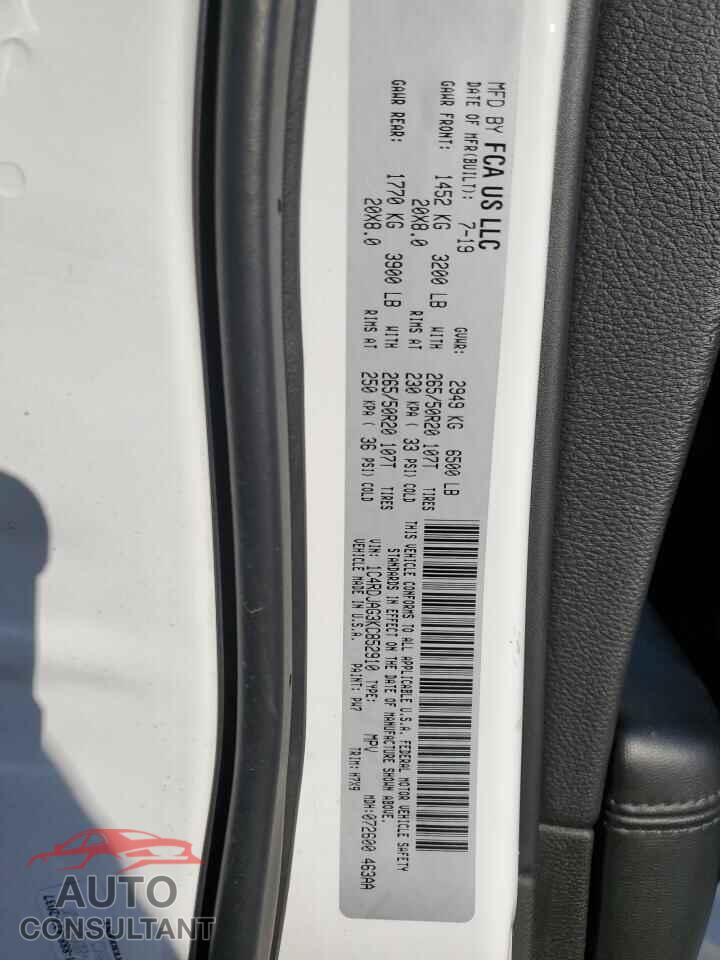 DODGE DURANGO 2019 - 1C4RDJAG3KC852910
