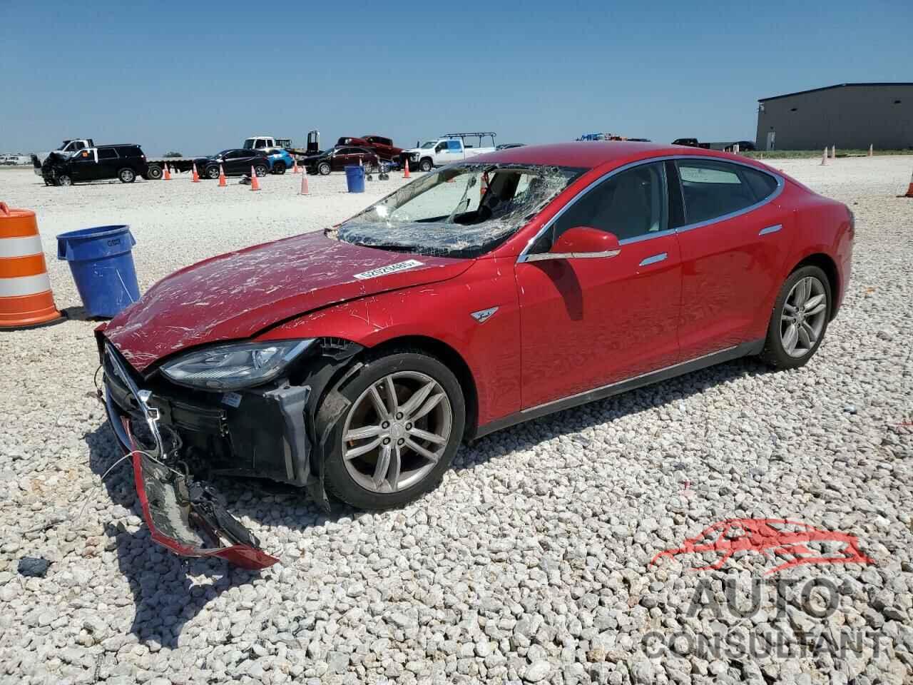 TESLA MODEL S 2013 - 5YJSA1CN1DFP26864