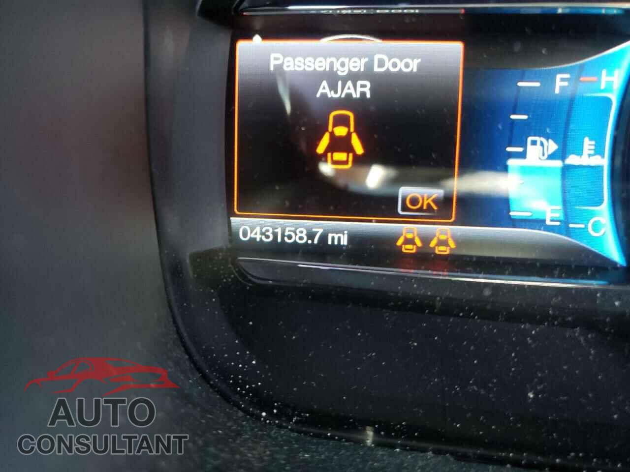 FORD TAURUS 2017 - 1FAHP2E88HG135261