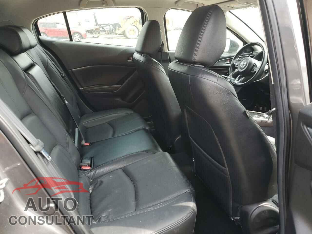 MAZDA 3 2017 - 3MZBN1M37HM138872
