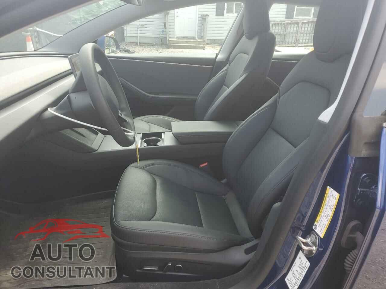 TESLA MODEL 3 2024 - 5YJ3E1EA9RF748279