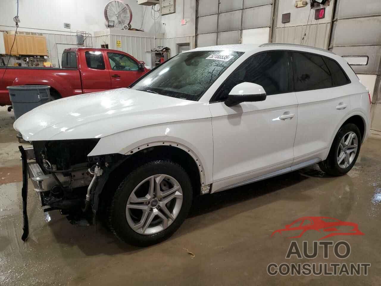 AUDI Q5 2018 - WA1ANAFY8J2127846