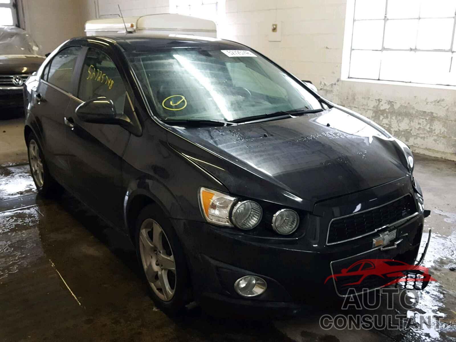 CHEVROLET SONIC 2016 - 1G1JE5SB1G4135047