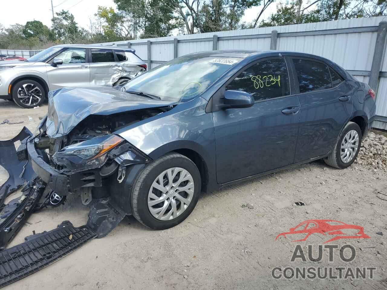 TOYOTA COROLLA 2018 - 5YFBURHE6JP839854