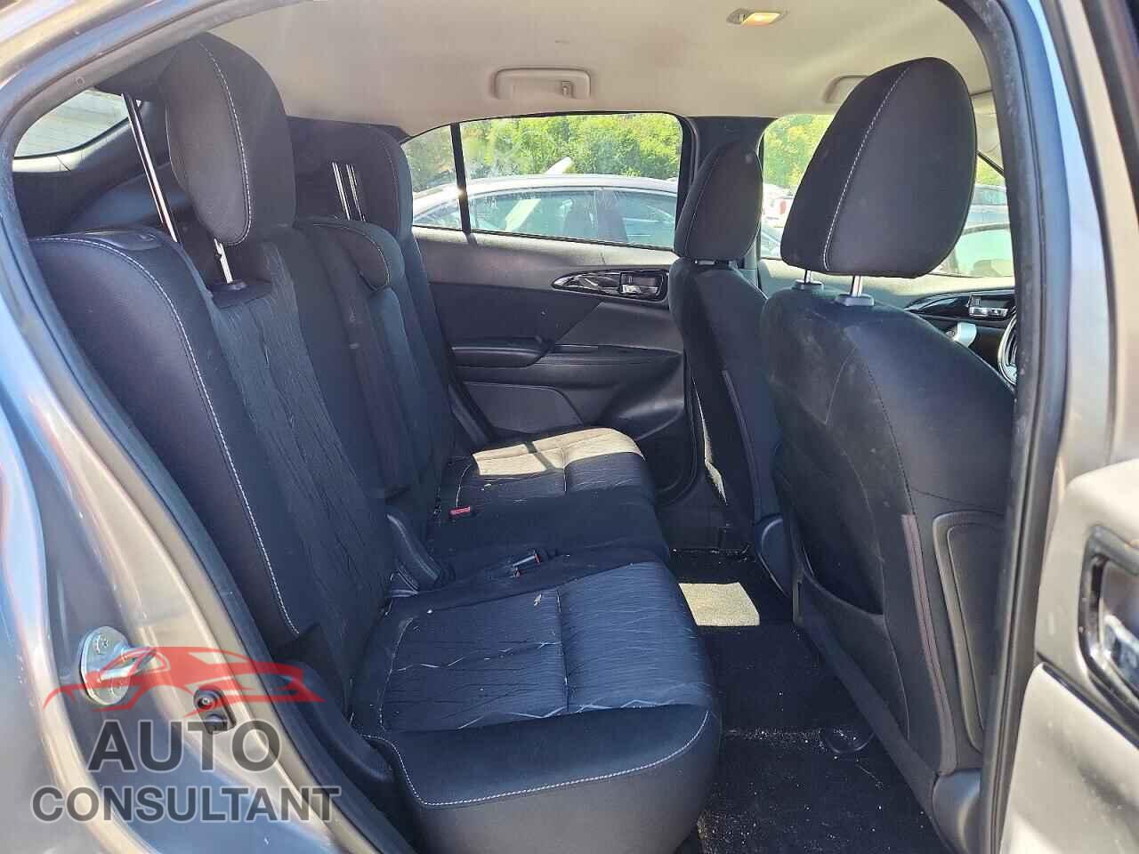 MITSUBISHI ECLIPSE 2018 - JA4AT5AA5JZ068673