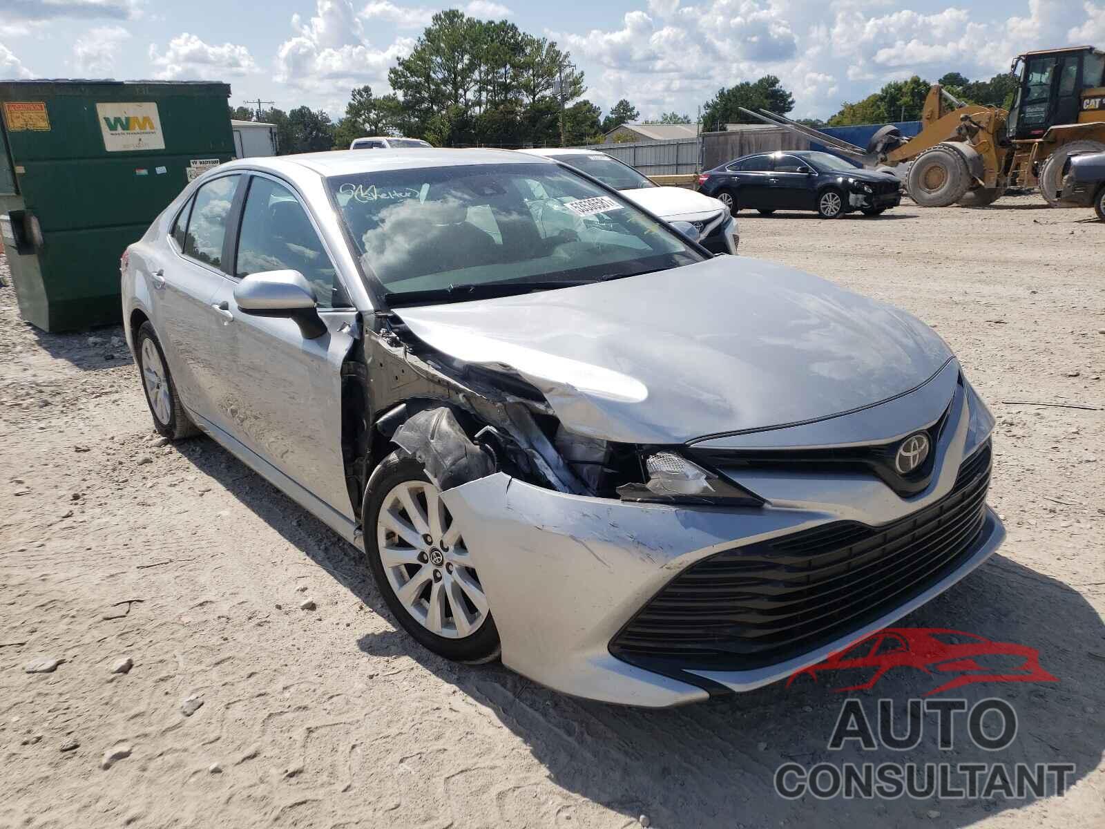 TOYOTA CAMRY 2018 - 4T1B11HK4JU069152
