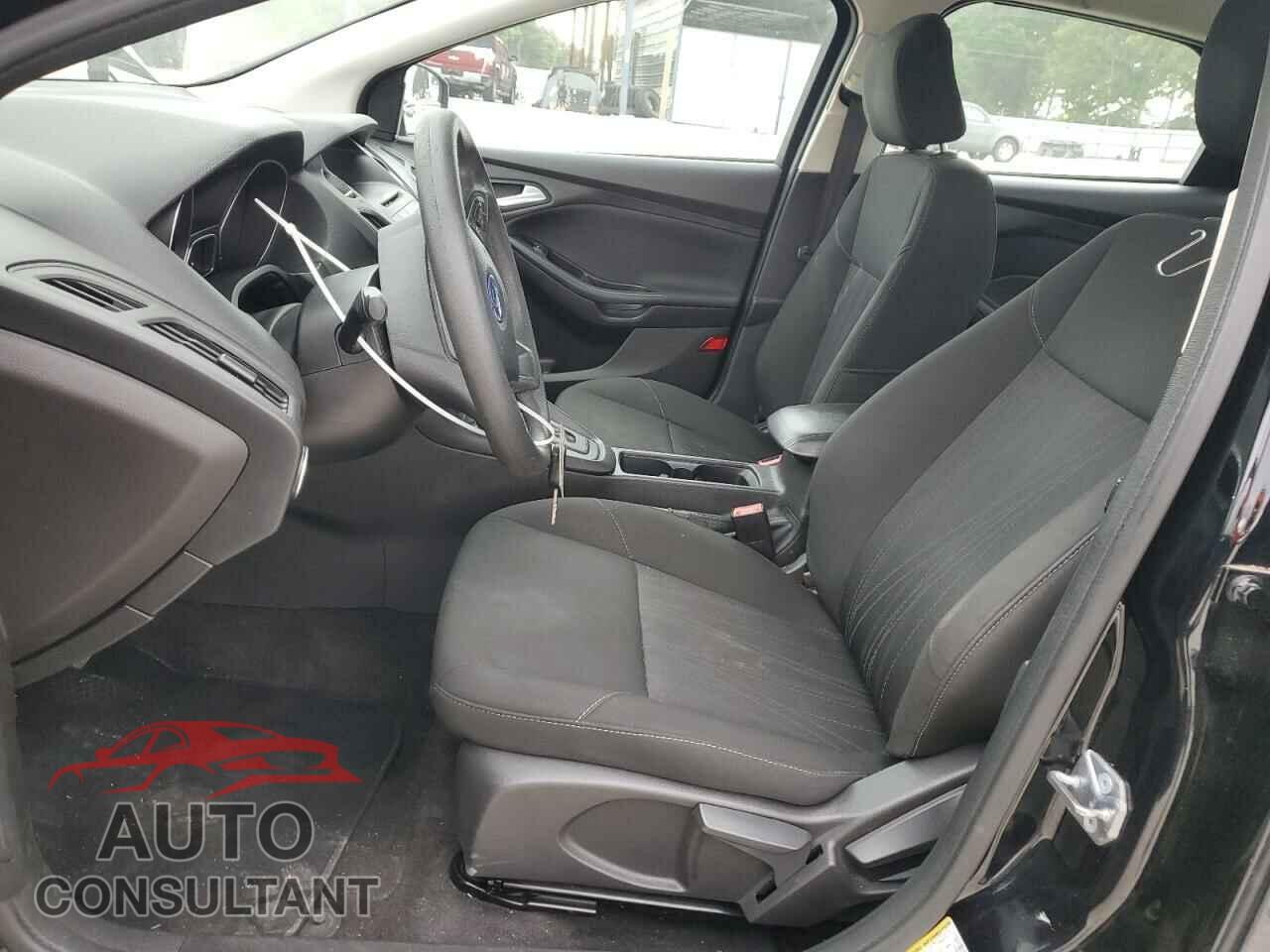 FORD FOCUS 2017 - 1FADP3F22HL291799