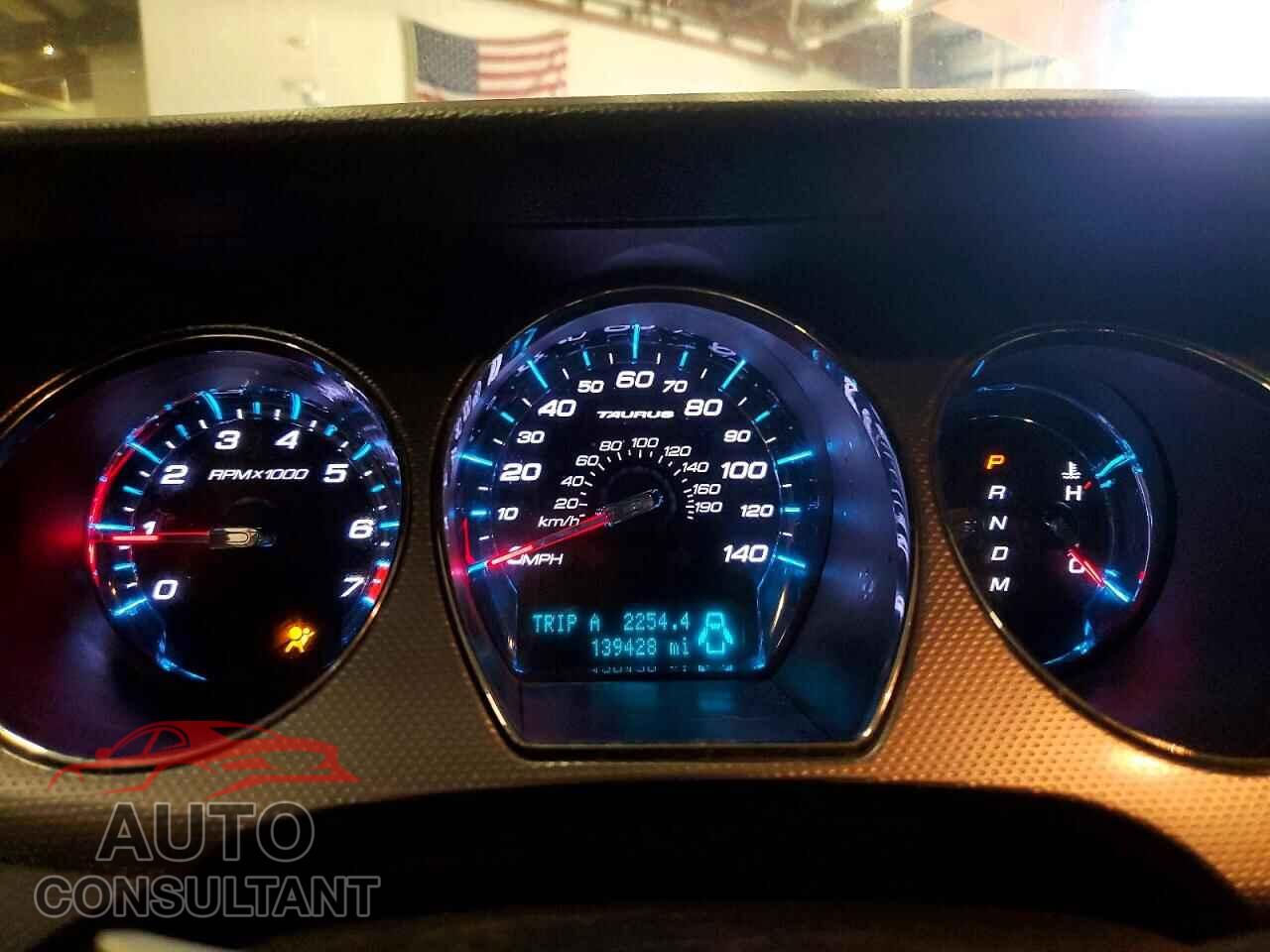 FORD TAURUS 2011 - 1FAHP2EW5BG189266
