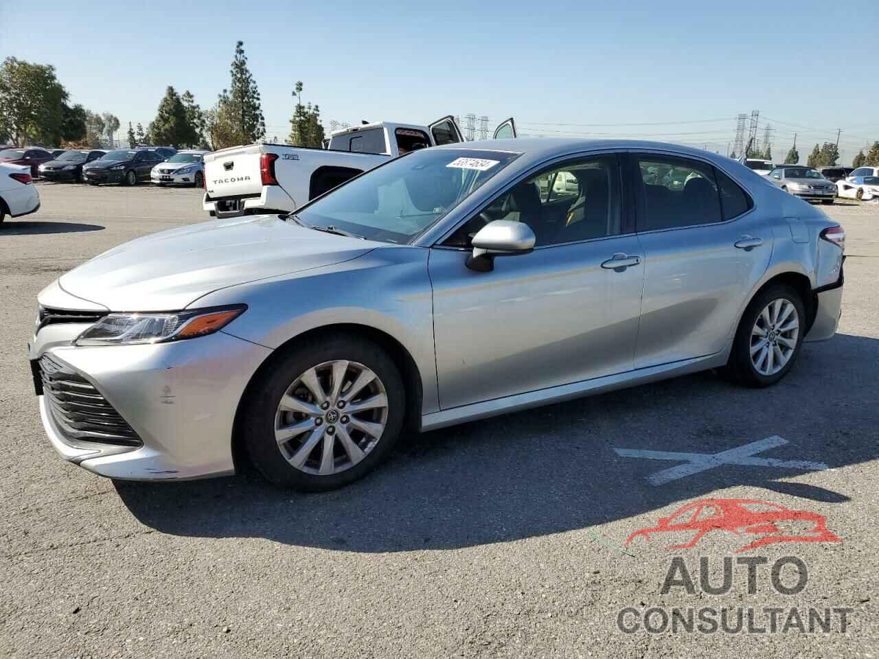TOYOTA CAMRY 2018 - JTNB11HK0J3028460