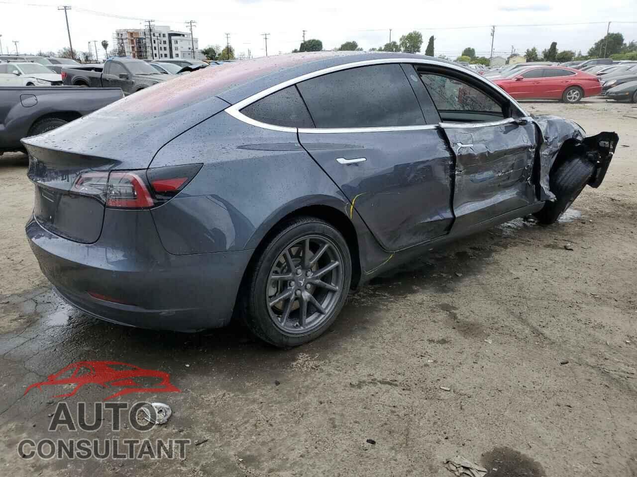 TESLA MODEL 3 2018 - 5YJ3E1EA0JF019091