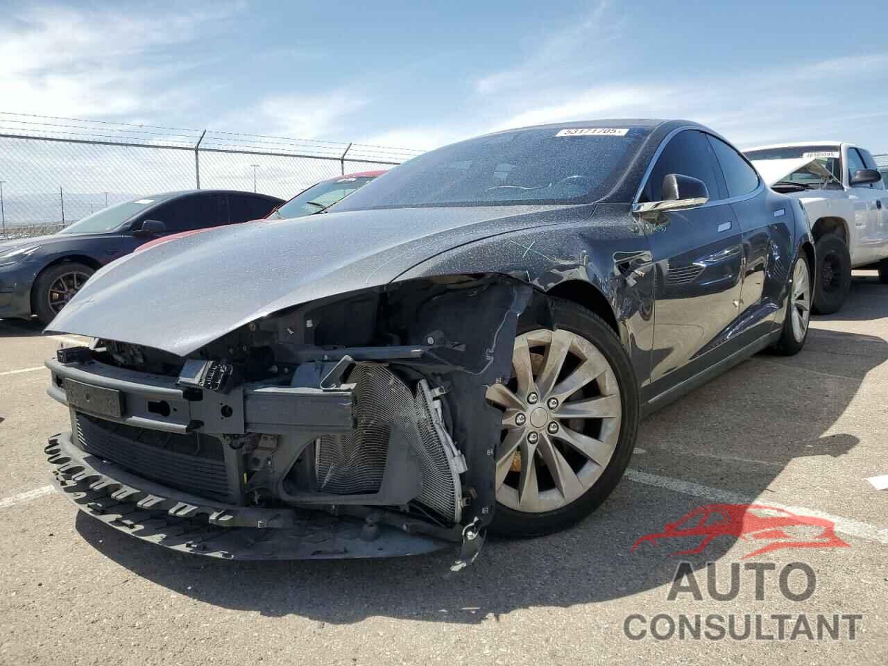 TESLA MODEL S 2018 - 5YJSA1E22JF272395