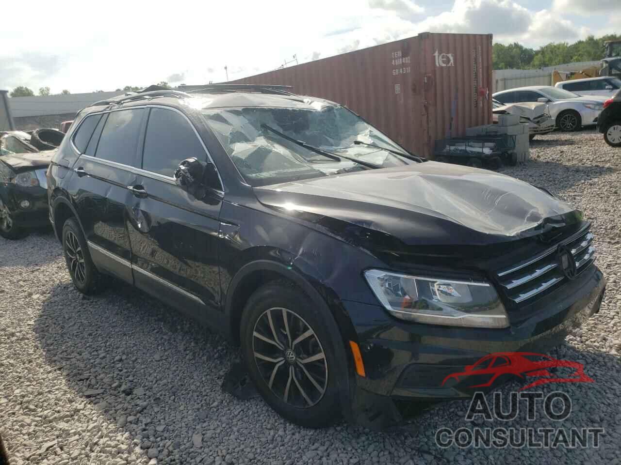 VOLKSWAGEN TIGUAN 2018 - 3VV3B7AX9JM211936