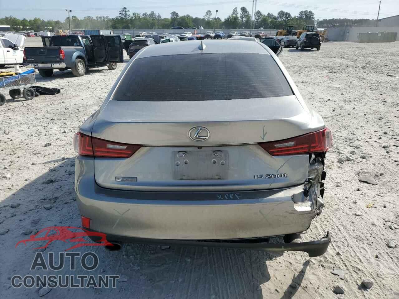 LEXUS IS 2016 - JTHBA1D25G5001177