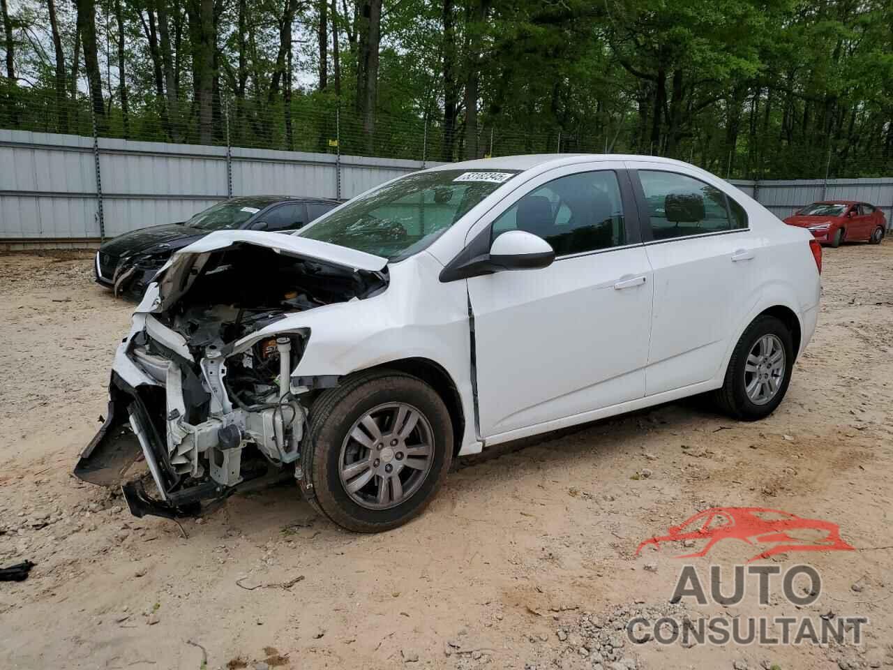CHEVROLET SONIC 2014 - 1G1JC5SH9E4184990