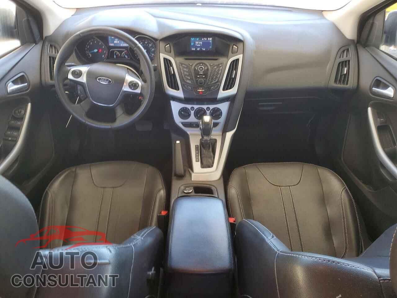 FORD FOCUS 2014 - 1FADP3F29EL230381