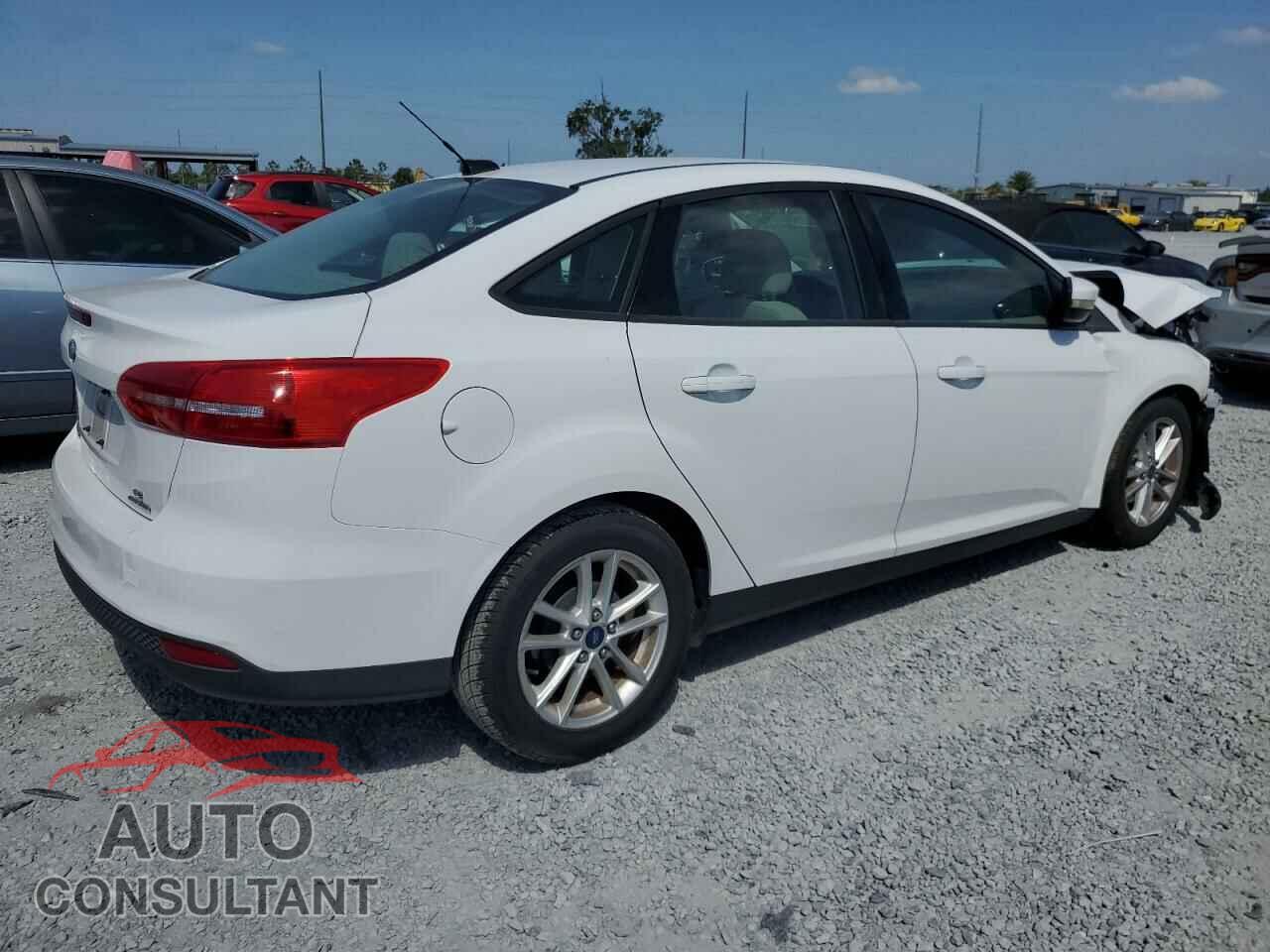 FORD FOCUS 2015 - 1FADP3F22FL259660