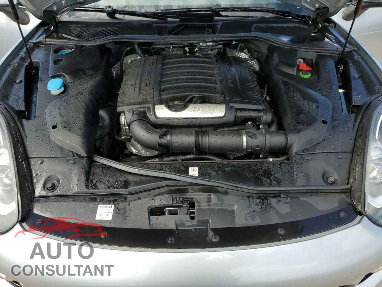 PORSCHE CAYENNE 2018 - WP1AA2A20JKA01179