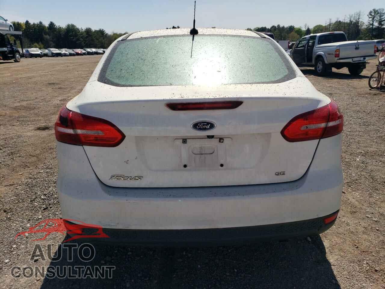 FORD FOCUS 2016 - 1FADP3F26GL268590