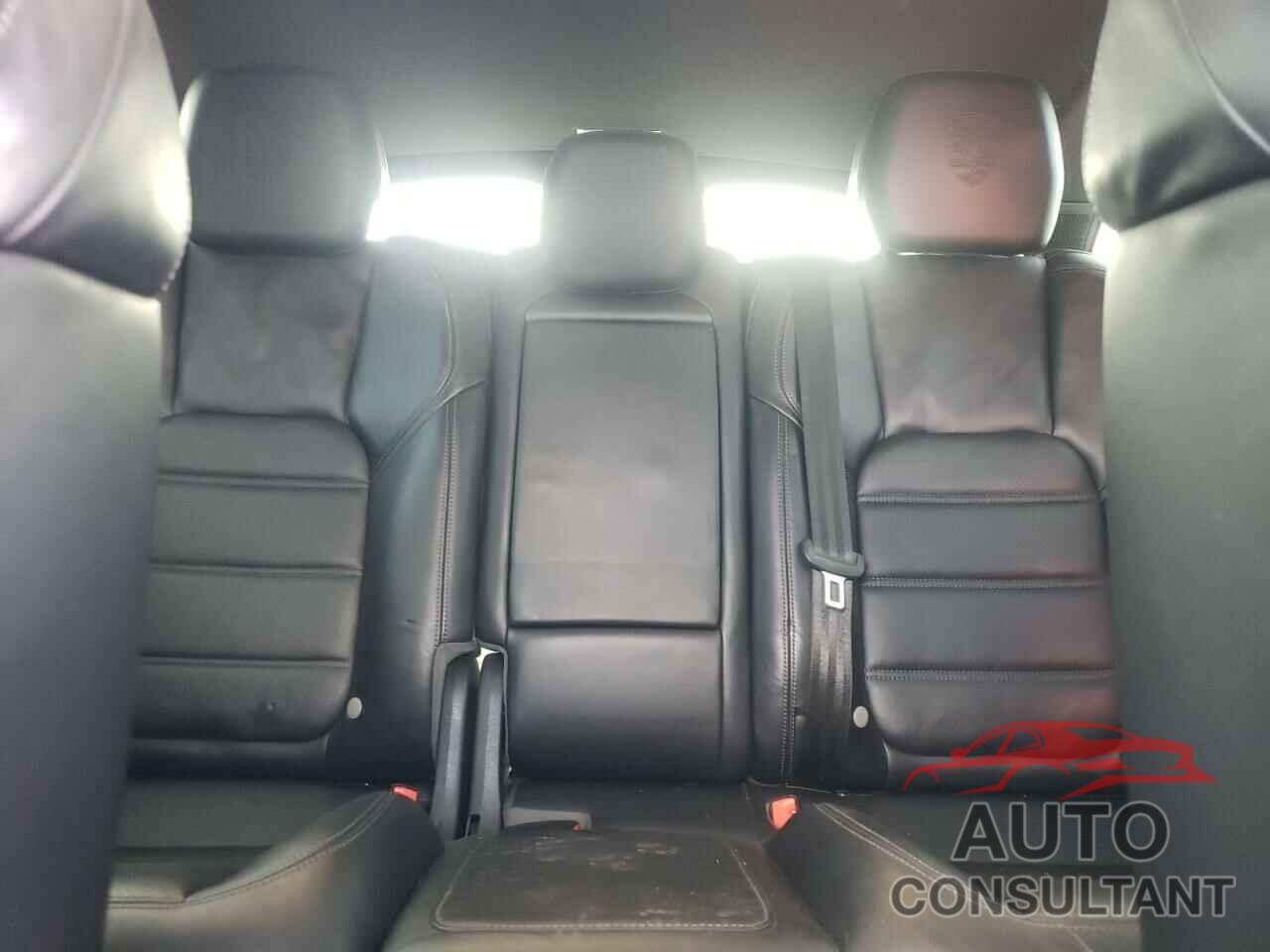 PORSCHE CAYENNE 2017 - WP1AE2A23HLA71302