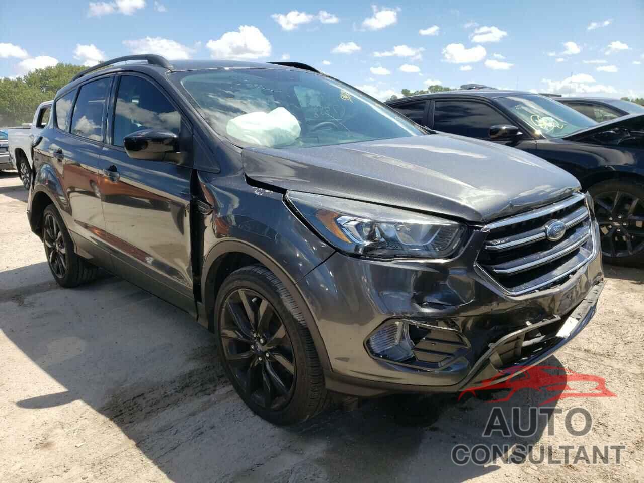 FORD ESCAPE 2017 - 1FMCU0G99HUE86085