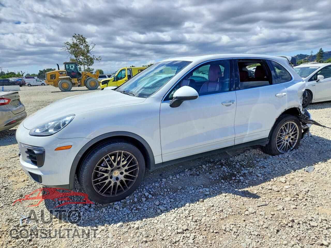 PORSCHE CAYENNE 2017 - WP1AB2A25HLA52601
