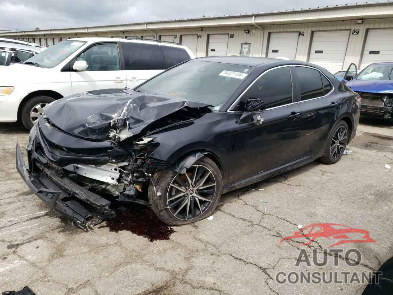 TOYOTA CAMRY 2022 - 4T1G11AK7NU068745
