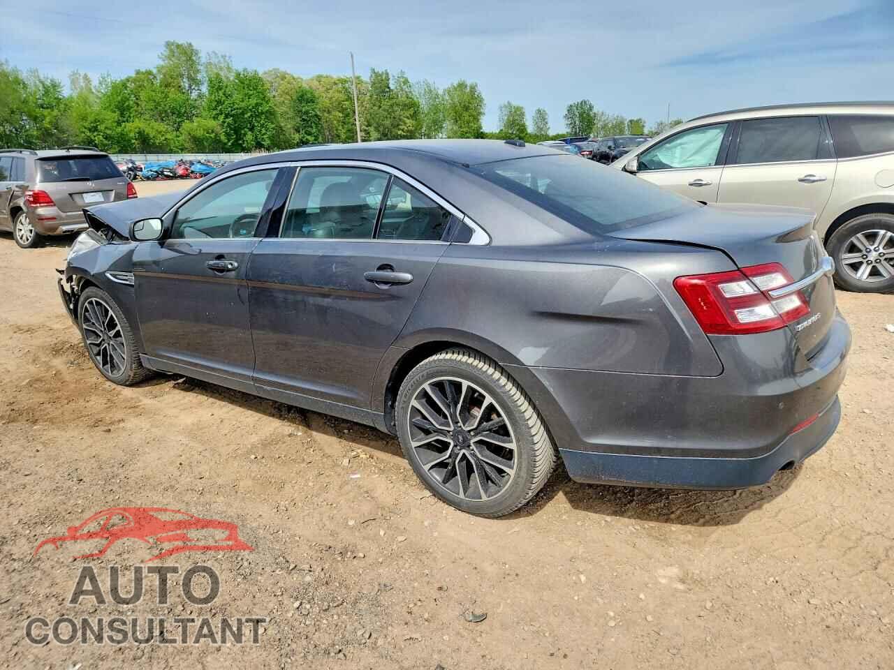 FORD TAURUS 2017 - 1FAHP2E83HG146295