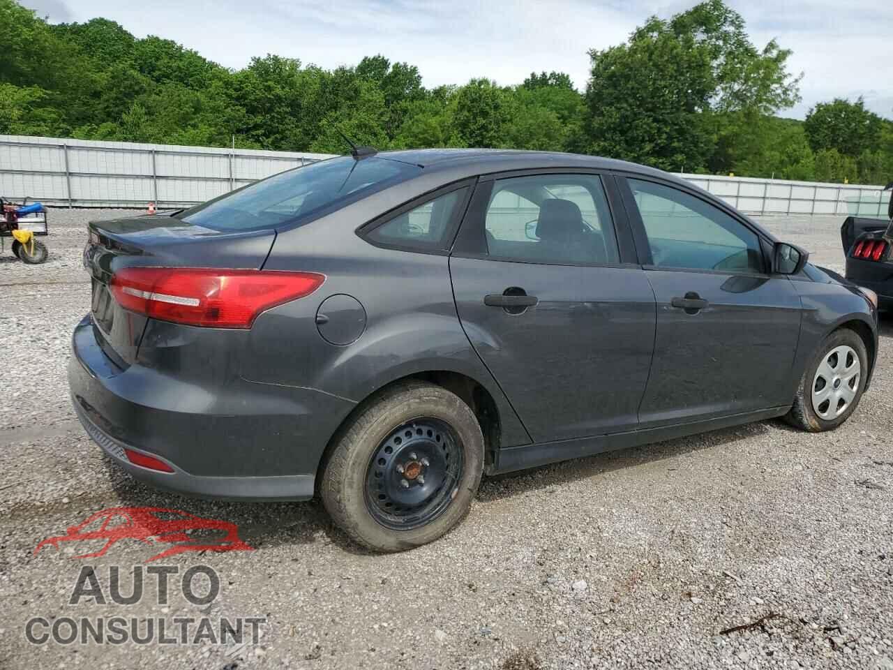 FORD FOCUS 2018 - 1FADP3E20JL201539