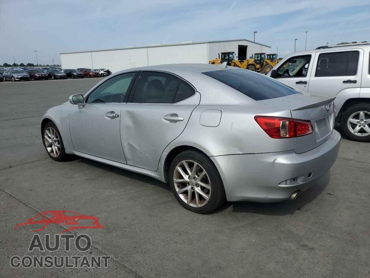 LEXUS IS 2012 - JTHCF5C21C5055245