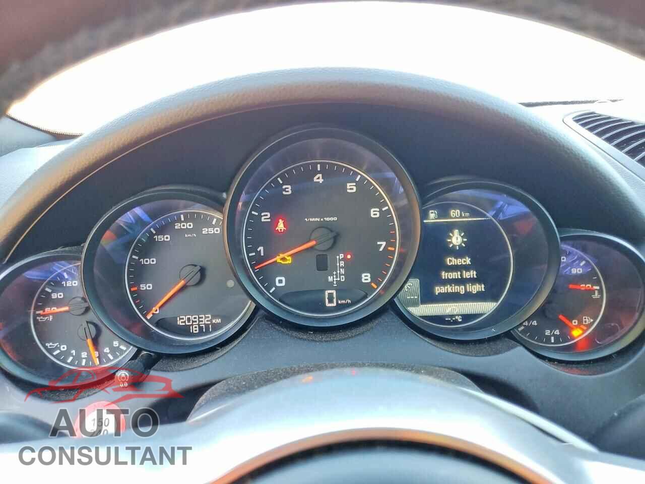 PORSCHE CAYENNE 2017 - WP1AA2A25HKA81511