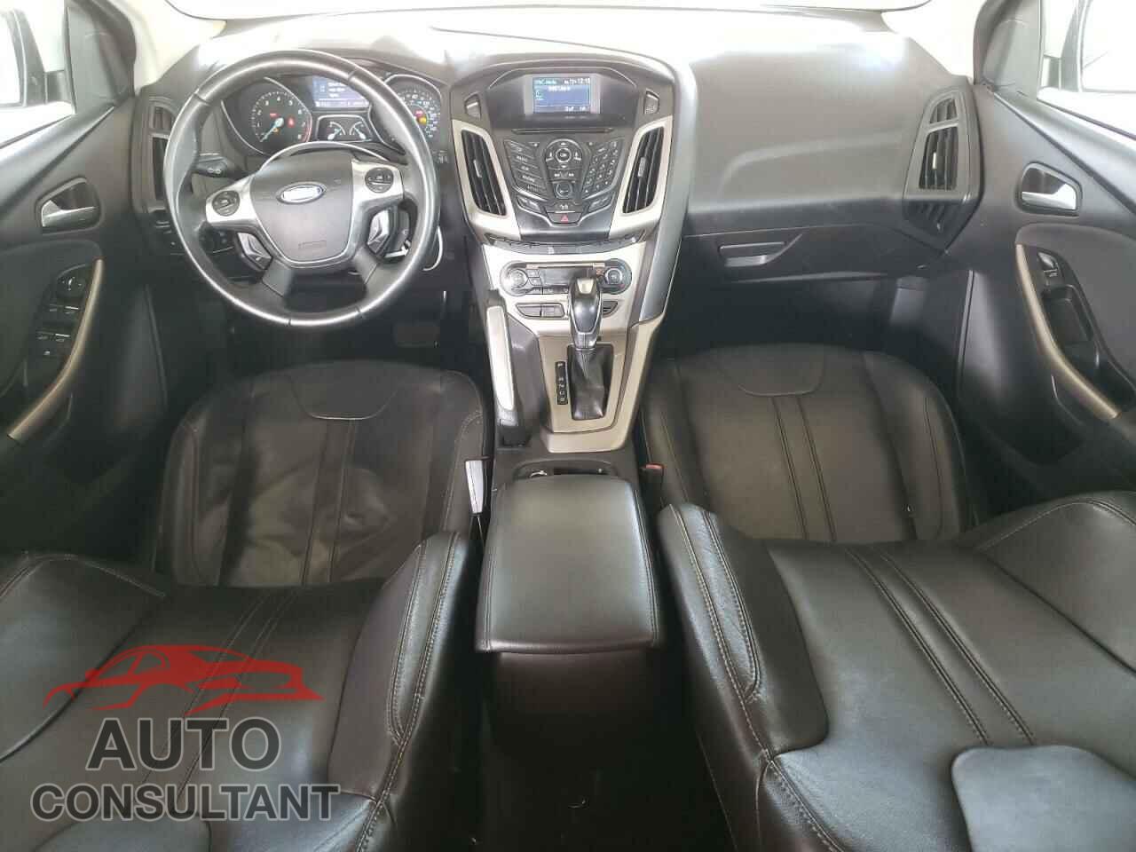 FORD FOCUS 2012 - 1FAHP3M29CL331714