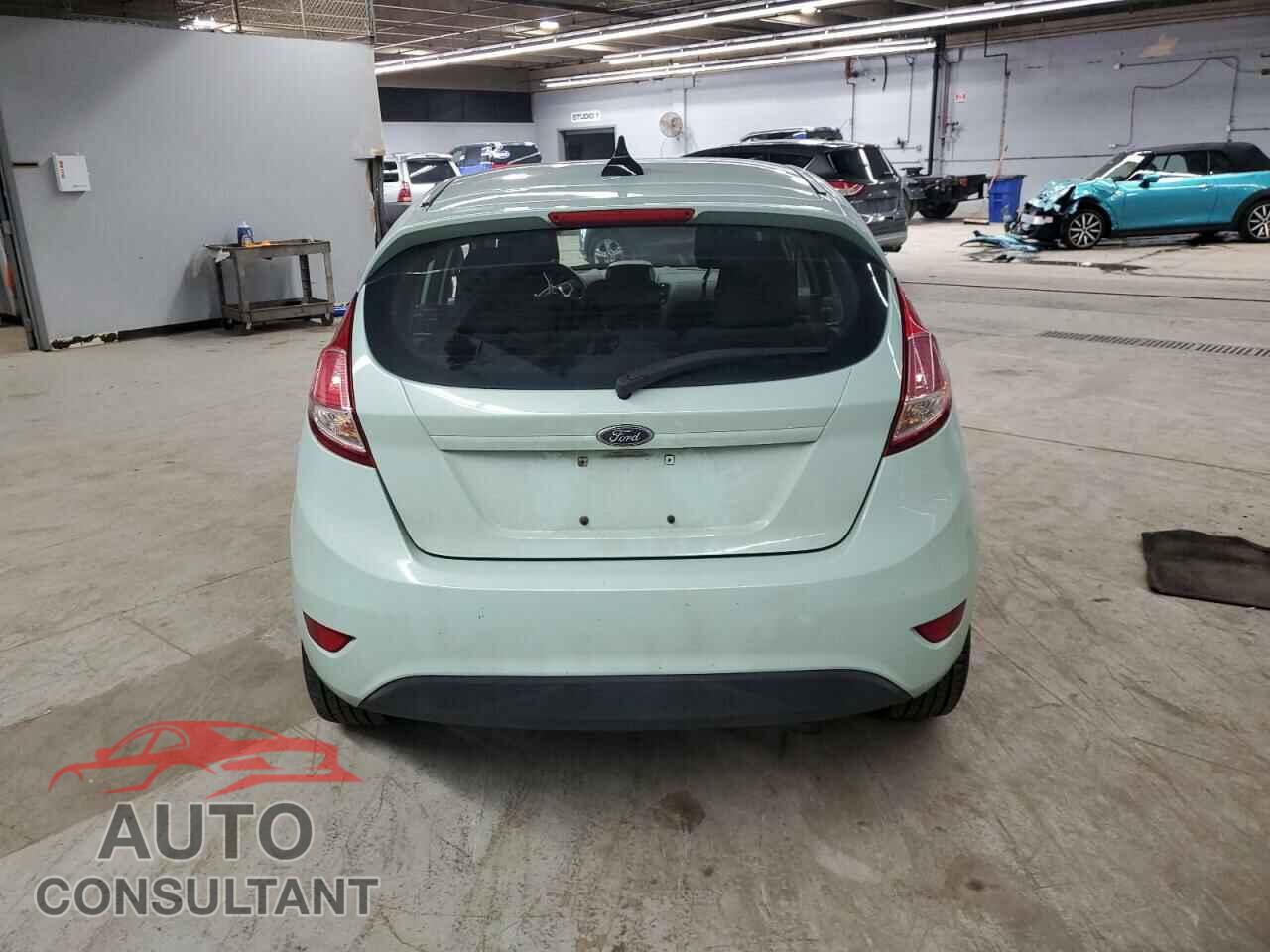 FORD FIESTA 2017 - 3FADP4EJ0HM143874