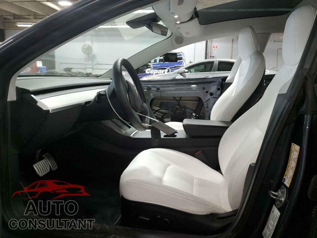 TESLA MODEL 3 2021 - 5YJ3E1EC9MF093700