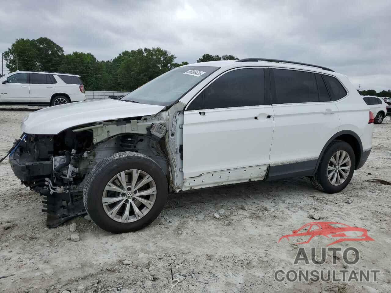 VOLKSWAGEN TIGUAN 2018 - 3VV3B7AXXJM153366