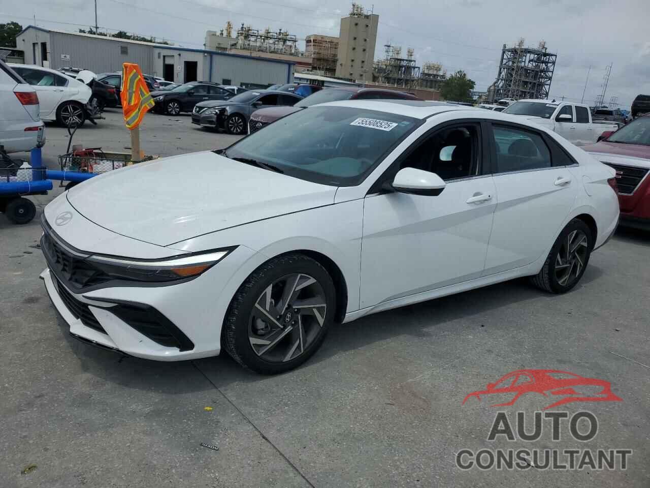 HYUNDAI ELANTRA 2024 - KMHLS4DG9RU724440