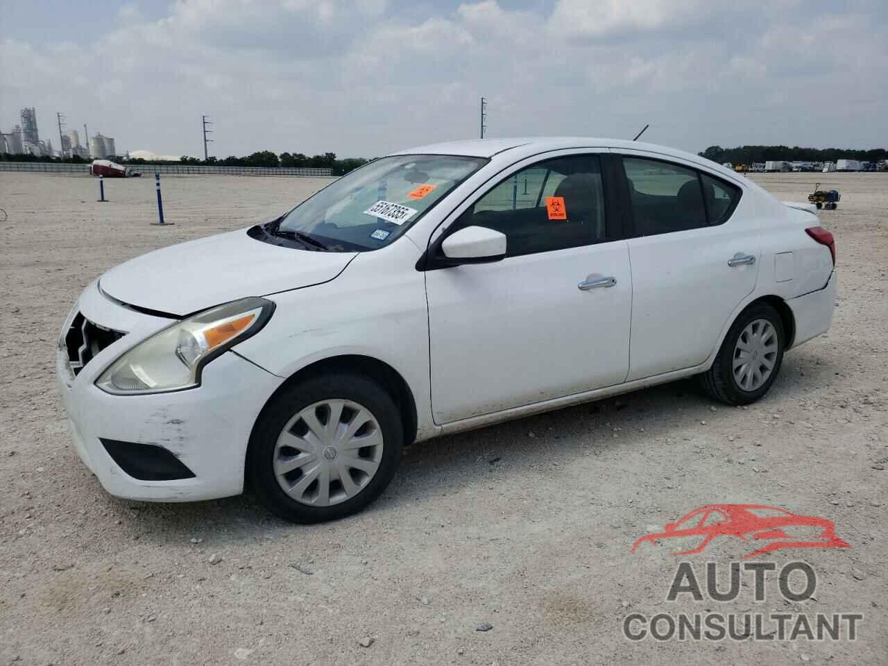 NISSAN VERSA 2018 - 3N1CN7AP8JL815797