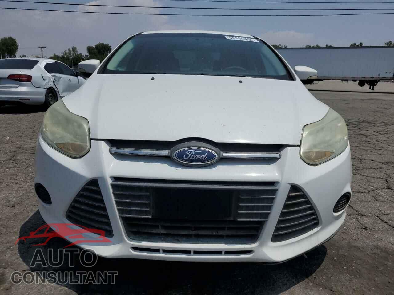 FORD FOCUS 2014 - 1FADP3F2XEL112632