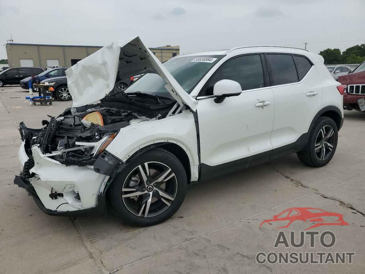 VOLVO XC40 PLUS 2023 - YV4L12UEXP2086022