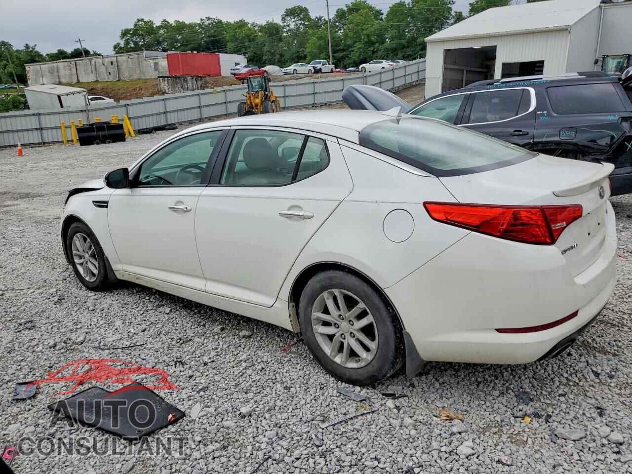KIA OPTIMA 2013 - KNAGM4A75D5348713