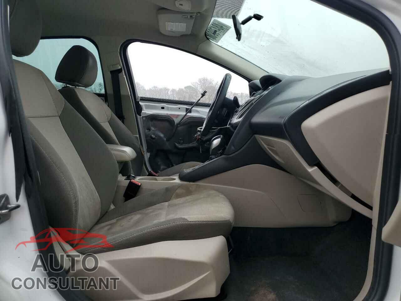 FORD FOCUS 2013 - 1FADP3F23DL359358