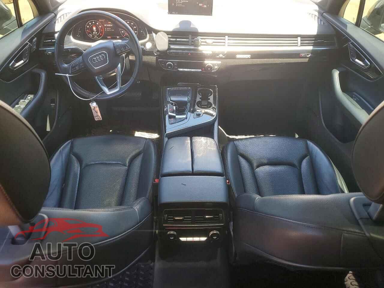 AUDI Q7 2019 - WA1LAAF74KD013733