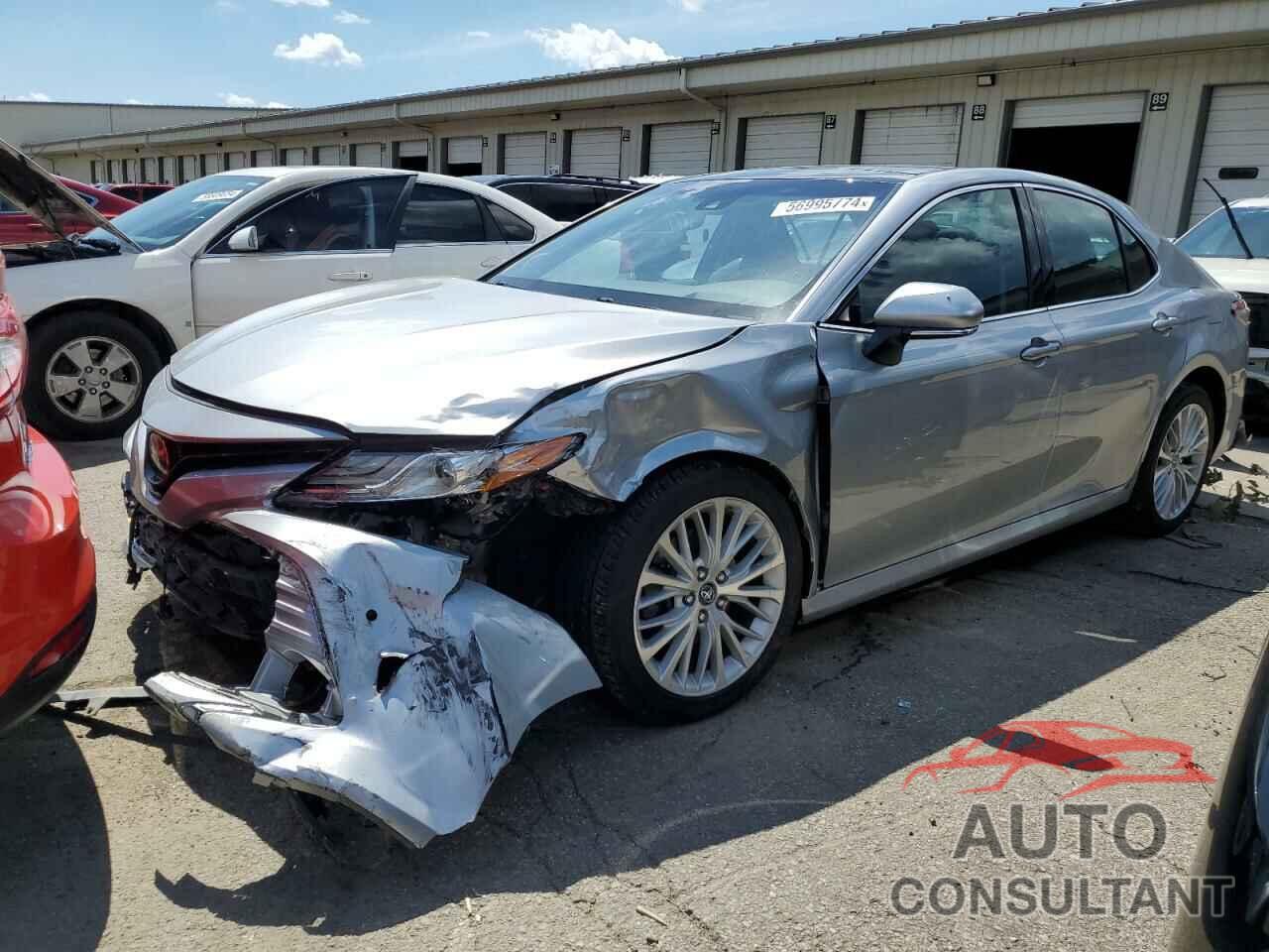 TOYOTA CAMRY 2018 - 4T1BZ1HK5JU017957
