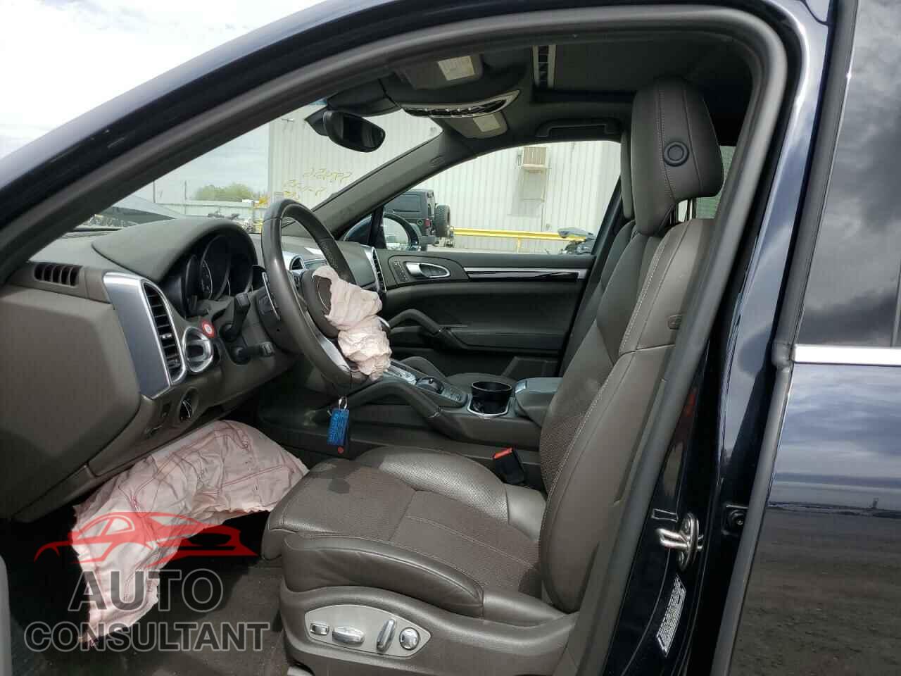 PORSCHE CAYENNE 2017 - WP1AA2A22HKA88609