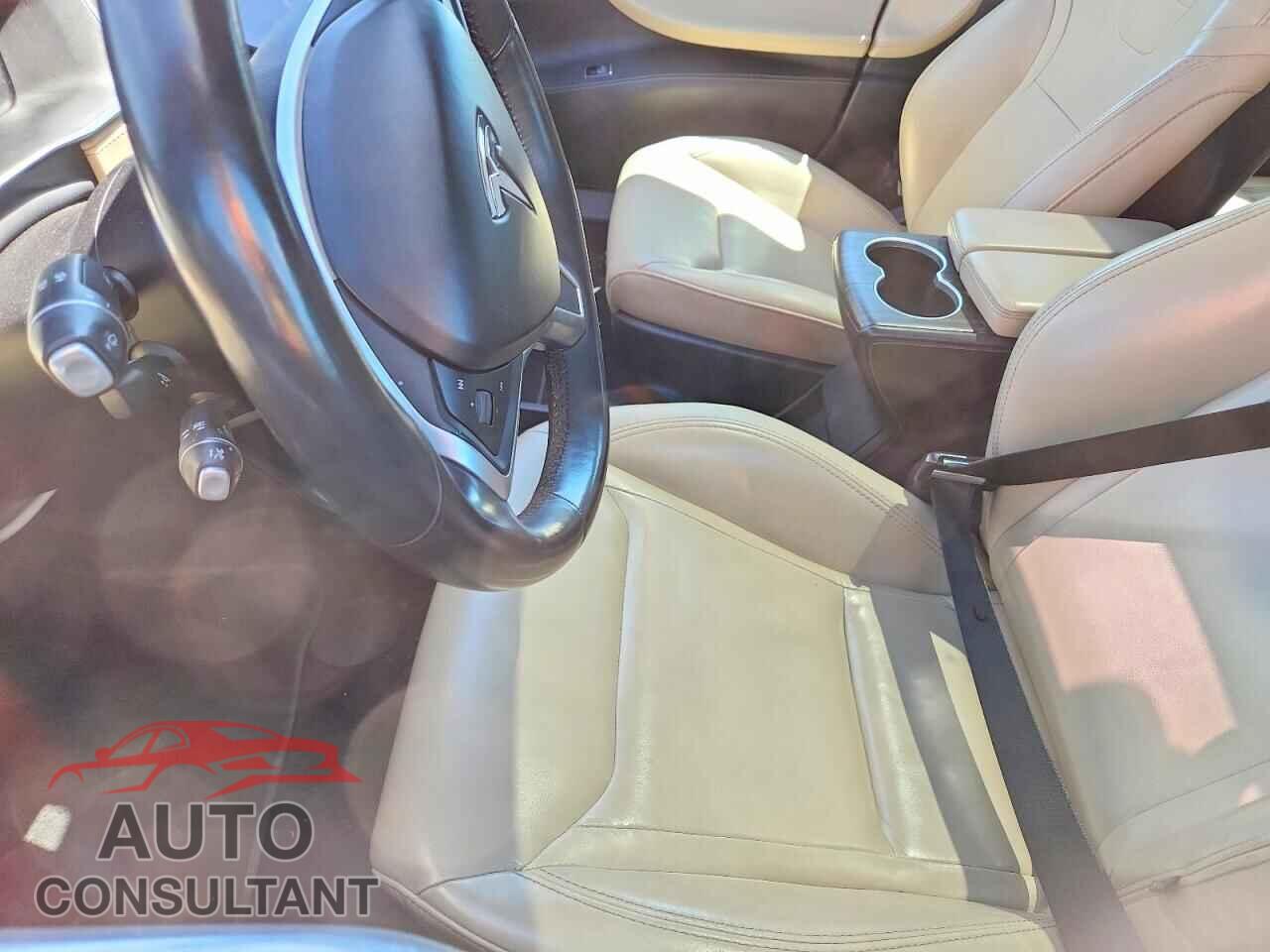 TESLA MODEL S 2015 - 5YJSA1E29FF119696