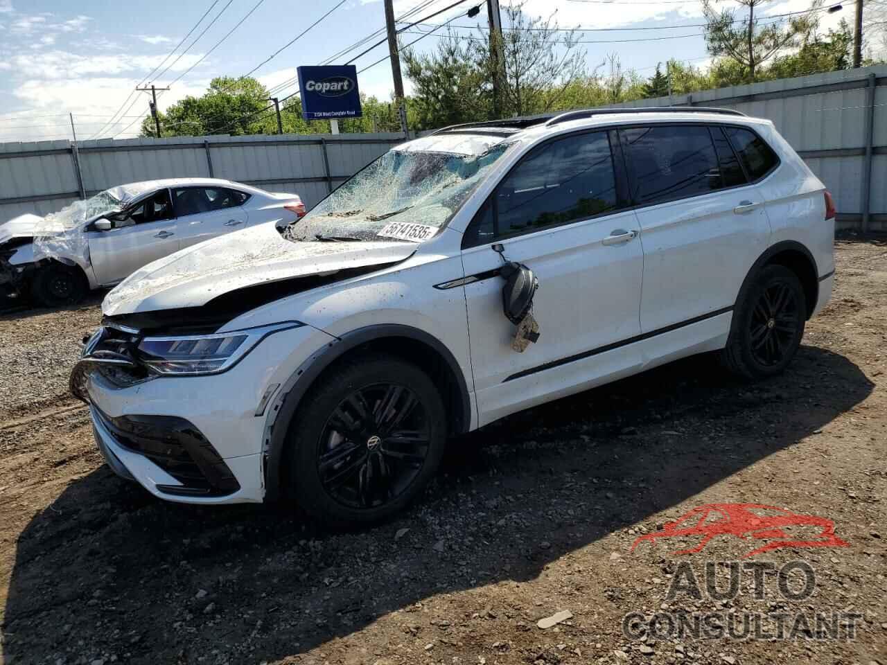 VOLKSWAGEN TIGUAN 2022 - 3VV8B7AX8NM071454