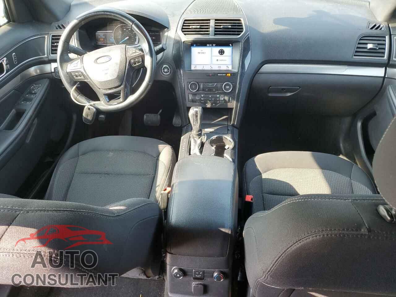FORD EXPLORER 2018 - 1FM5K8D82JGA43368