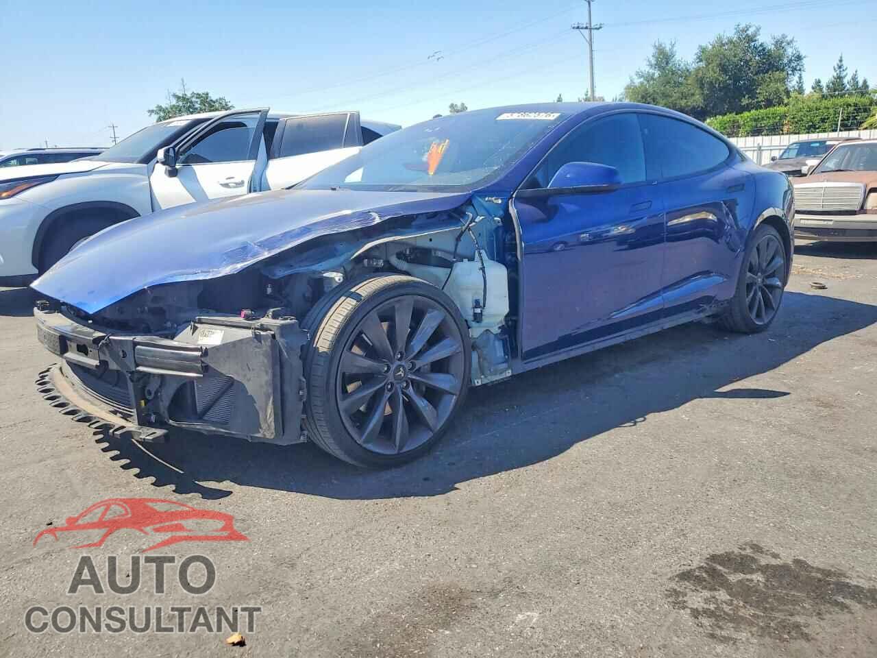 TESLA MODEL S 2017 - 5YJSA1E17HF217247